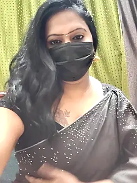 Snapshot of Meera_mia chatting on June 26, 2026, 6:45 pm Meera mia online show from June 26, 2026, 6:45 pm