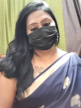 Snapshot of Meera_mia chatting on July 2, 2026, 6:58 pm Meera mia online show from July 2, 2026, 6:58 pm