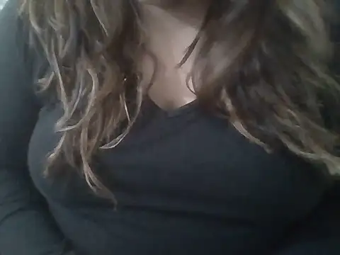 Snapshot of Hotty_Khwahish chatting on May 27, 2026, 6:43 am Hotty Khwahish online show from May 27, 2026, 6:43 am