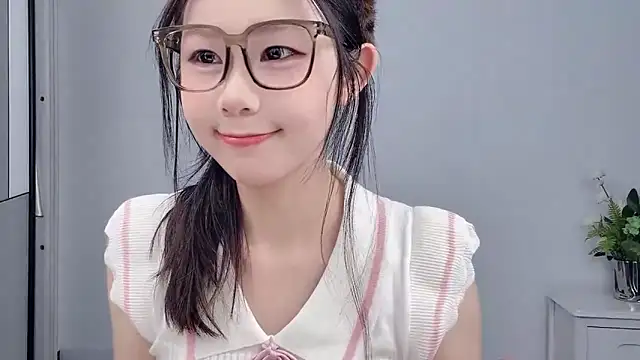 Snapshot of Rose_love69 chatting on July 1, 2026, 4:03 am Rose love69 online show from July 1, 2026, 4:03 am