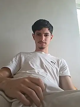 AlexVrXxx1 online show from June 2, 2026, 8:38 am