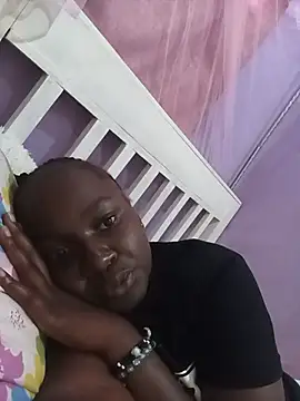 Ebonylouisa online show from July 12, 2026, 5:42 am