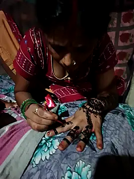 Snapshot of maliska-rani chatting on August 2, 2026, 4:05 pm maliska-rani online show from August 2, 2026, 4:05 pm