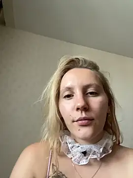 Snapshot of Ann_first_kiss chatting on June 18, 2026, 5:19 am Ann first kiss online show from June 18, 2026, 5:19 am