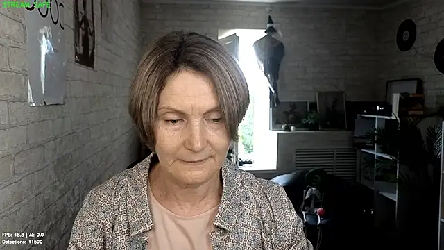 Snapshot of Mabel_Magic chatting on June 18, 2026, 12:09 pm Mabel Magic online show from June 18, 2026, 12:09 pm