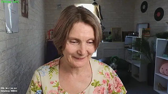 Snapshot of Mabel_Magic chatting on July 1, 2026, 12:07 pm Mabel Magic online show from July 1, 2026, 12:07 pm