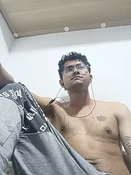 xanderlover online show from July 12, 2026, 2:35 am