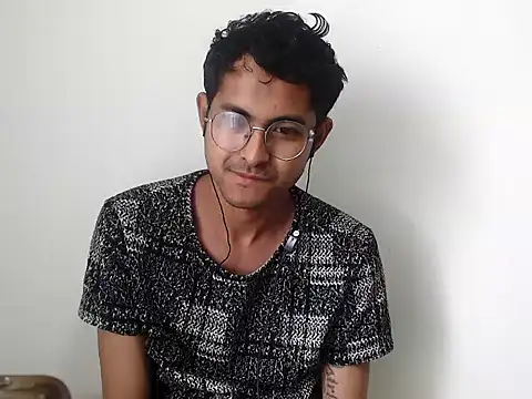 xanderlover online show from July 15, 2026, 5:07 pm