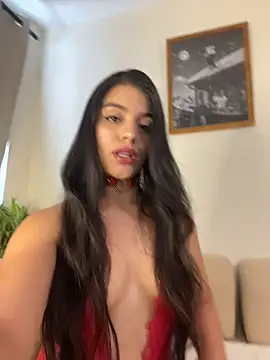 Snapshot of Amel_Rosse chatting on July 11, 2026, 5:04 pm Amel Rosse online show from July 11, 2026, 5:04 pm