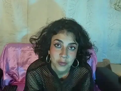Snapshot of Scarlett_steward chatting on May 25, 2026, 8:37 pm Scarlett steward online show from May 25, 2026, 8:37 pm
