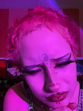 Snapshot of whimsicallylusty chatting on May 26, 2026, 10:06 pm whimsicallylusty online show from May 26, 2026, 10:06 pm