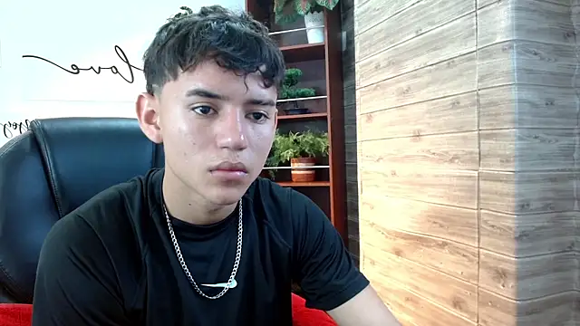 Snapshot of Ryan_grayx chatting on June 22, 2026, 2:58 pm Ryan grayx online show from June 22, 2026, 2:58 pm