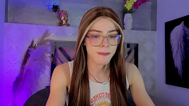 Snapshot of zarina_winslow chatting on June 26, 2026, 9:08 pm zarina winslow online show from June 26, 2026, 9:08 pm