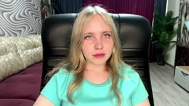 AnnyRocky online show from July 5, 2026, 11:28 am