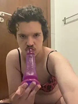 Vadiadepau69 online show from May 26, 2026, 3:30 pm