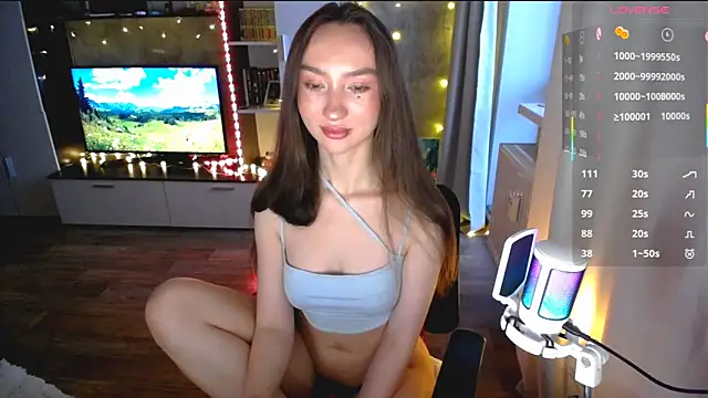 Snapshot of Maryana_Ro chatting on February 16, 2026, 2:35 pm Maryana Ro online show from February 16, 2026, 2:35 pm