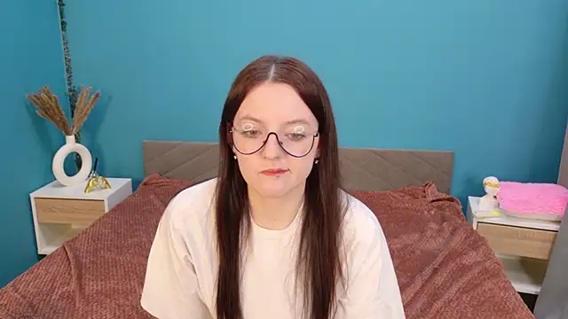 Ava Nilson online show from June 1, 2026, 11:01 am
