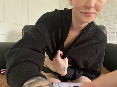 cherrythepie online show from June 6, 2026, 6:56 pm