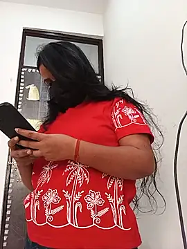 Snapshot of Riya_hot8 chatting on July 11, 2026, 8:06 am Riya hot8 online show from July 11, 2026, 8:06 am