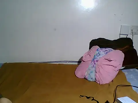curvy queen89 online show from June 26, 2026, 7:46 am