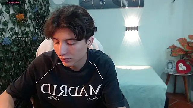 Marcoviolet online show from June 28, 2026, 12:11 pm