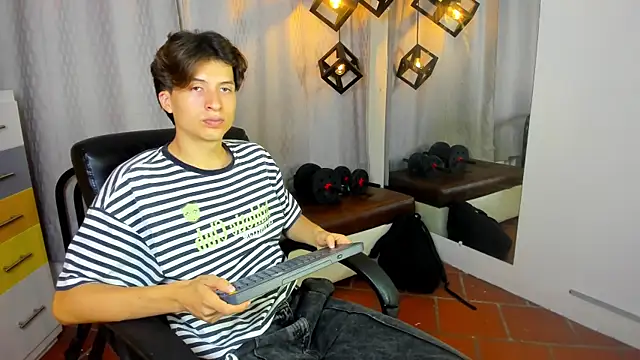 Marcoviolet online show from July 9, 2026, 7:40 pm