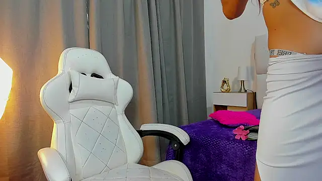 Camila Gonzalez20 online show from July 14, 2026, 6:46 pm