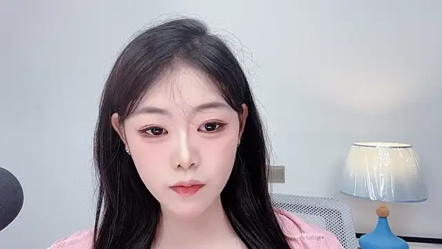Snapshot of smalldaiwang chatting on July 1, 2026, 3:19 am smalldaiwang online show from July 1, 2026, 3:19 am