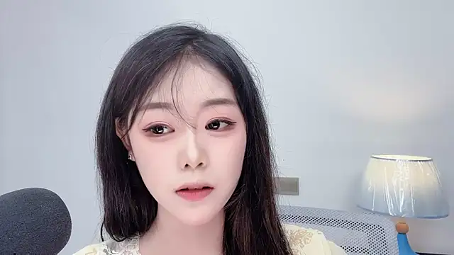Snapshot of smalldaiwang chatting on July 2, 2026, 3:23 am smalldaiwang online show from July 2, 2026, 3:23 am