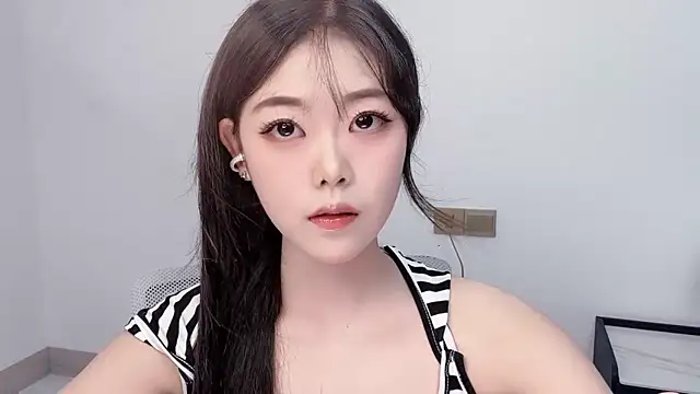 Snapshot of smalldaiwang chatting on July 26, 2026, 2:53 am smalldaiwang online show from July 26, 2026, 2:53 am