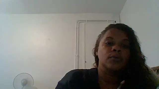 DOMINATRICESANDRA online show from June 19, 2026, 8:40 am