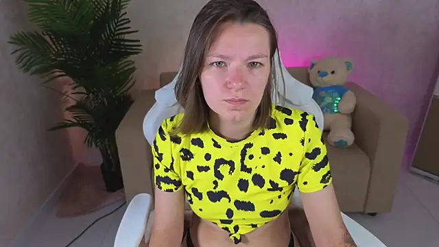 kira hatti online show from July 4, 2026, 7:47 am