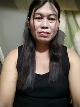 Snapshot of -Hatybi- chatting on June 11, 2026, 5:33 pm -Hatybi- online show from June 11, 2026, 5:33 pm
