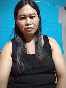 Snapshot of -Hatybi- chatting on July 12, 2026, 1:02 pm -Hatybi- online show from July 12, 2026, 1:02 pm