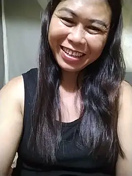Snapshot of -Hatybi- chatting on July 14, 2026, 10:48 pm -Hatybi- online show from July 14, 2026, 10:48 pm