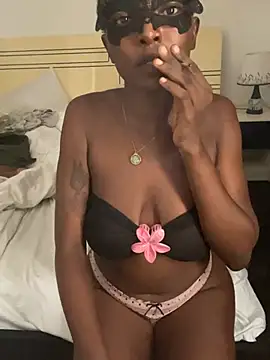 Honeybeespecial online show from June 28, 2026, 9:15 am