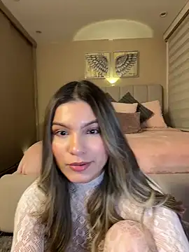 Snapshot of emilyvex chatting on June 21, 2026, 5:21 am emilyvex online show from June 21, 2026, 5:21 am
