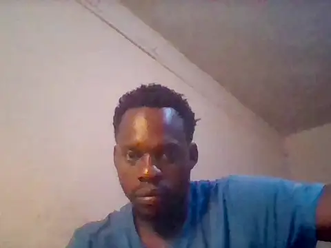 loonyMuse online show from July 13, 2026, 7:44 am