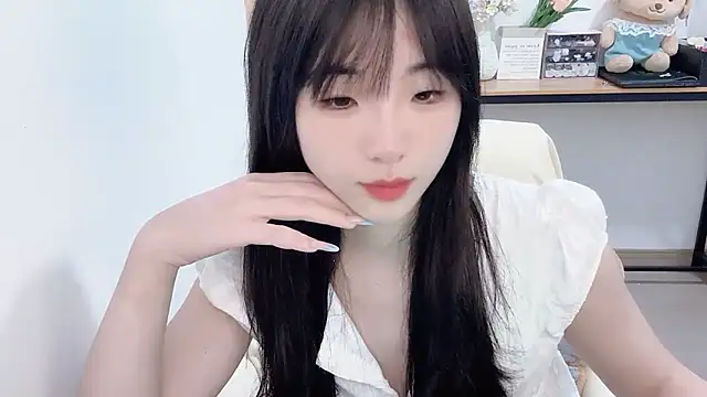 Louise-3 online show from July 1, 2026, 10:09 pm