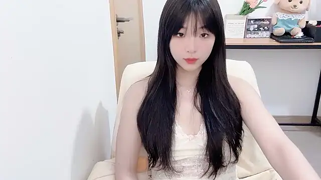 Louise-3 online show from July 2, 2026, 1:50 pm