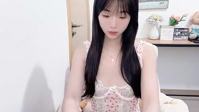 Louise-3 online show from July 4, 2026, 10:27 pm