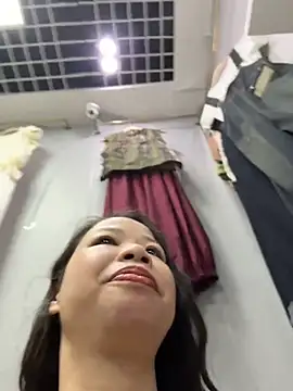 honghong mother online show from June 25, 2026, 5:12 am