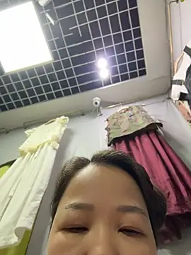 honghong mother online show from June 26, 2026, 12:26 am