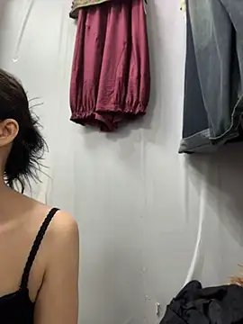honghong mother online show from July 15, 2026, 12:27 am