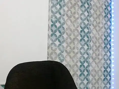 Snapshot of Isabellacarson chatting on June 10, 2026, 4:39 pm Isabellacarson online show from June 10, 2026, 4:39 pm