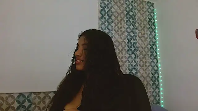 Snapshot of Isabellacarson chatting on June 19, 2026, 5:28 pm Isabellacarson online show from June 19, 2026, 5:28 pm