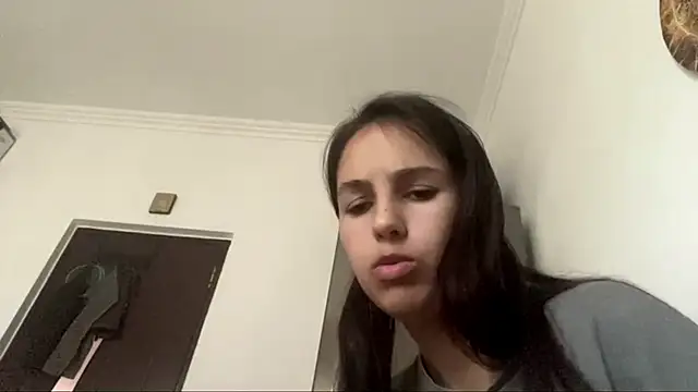 Snapshot of SindyKay chatting on June 18, 2026, 9:14 am SindyKay online show from June 18, 2026, 9:14 am