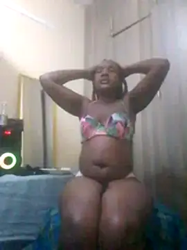 Creamymom4 online show from July 13, 2026, 7:27 pm