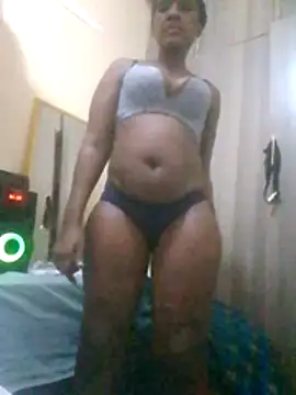Creamymom4 online show from July 15, 2026, 9:20 pm
