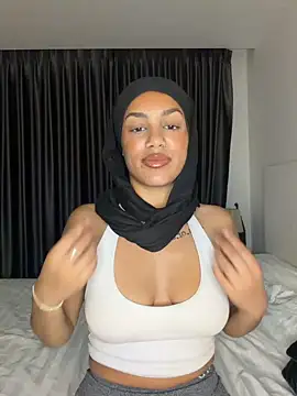nadiabnssd online show from June 18, 2026, 12:53 pm